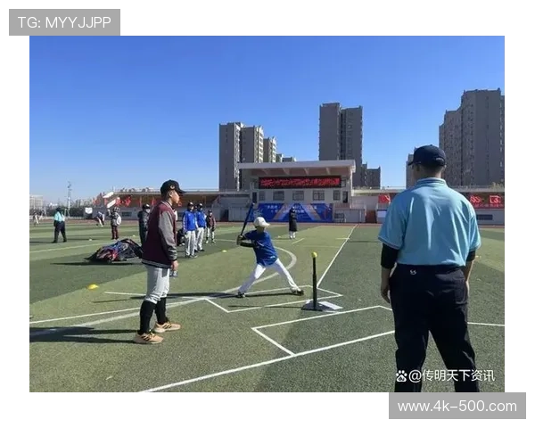 中国垒球协会:软式棒垒球已在全国5000多支中小学校队开展 中国垒球协会:软式棒垒球已在全国5000多支中小学校队开展